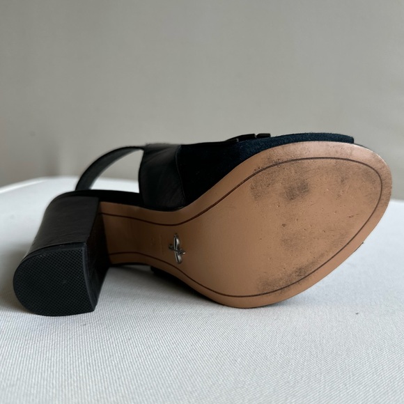 POUR La VICTOIRE Elyse Navy Suede w/Black Leather Fringe Heel - Picture 7 of 8